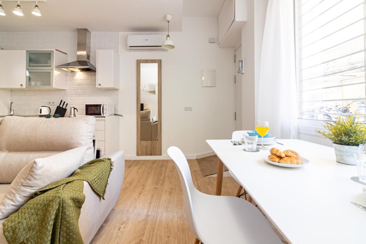 Malagueta Freshapartments Малага Экстерьер фото