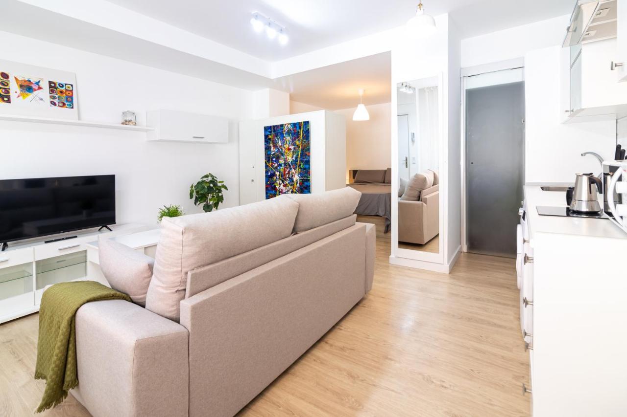 Malagueta Freshapartments Малага Экстерьер фото