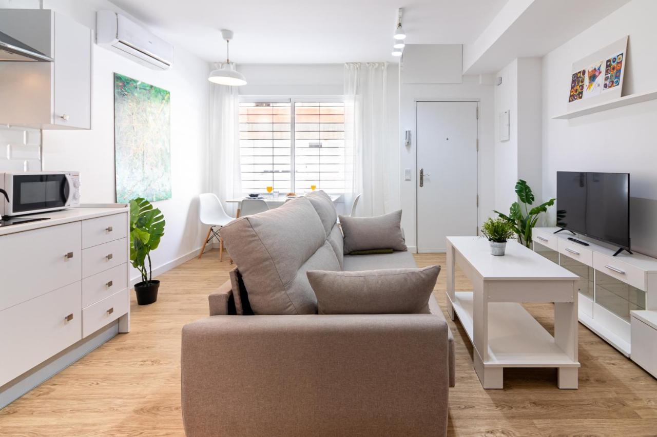 Malagueta Freshapartments Малага Экстерьер фото